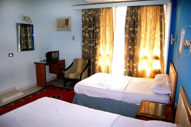 Nile Zamalek Hotel Giza Exteriör bild